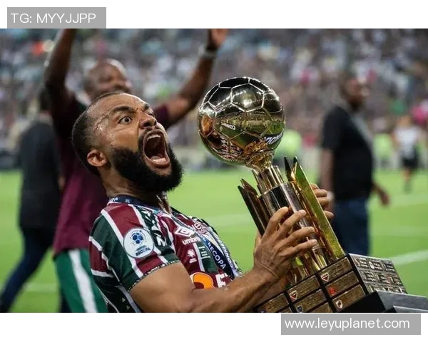 弗鲁米嫩塞大胜锁定巴甲前七名资格争夺明年解放者杯席位希望大增